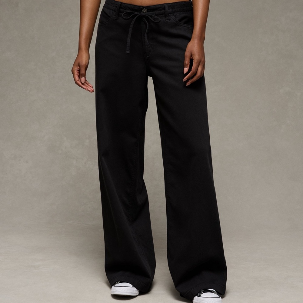 AE Black Dreamy Drape Stretch Low-Rise Ultra Wide-Leg Pants, Size 14
